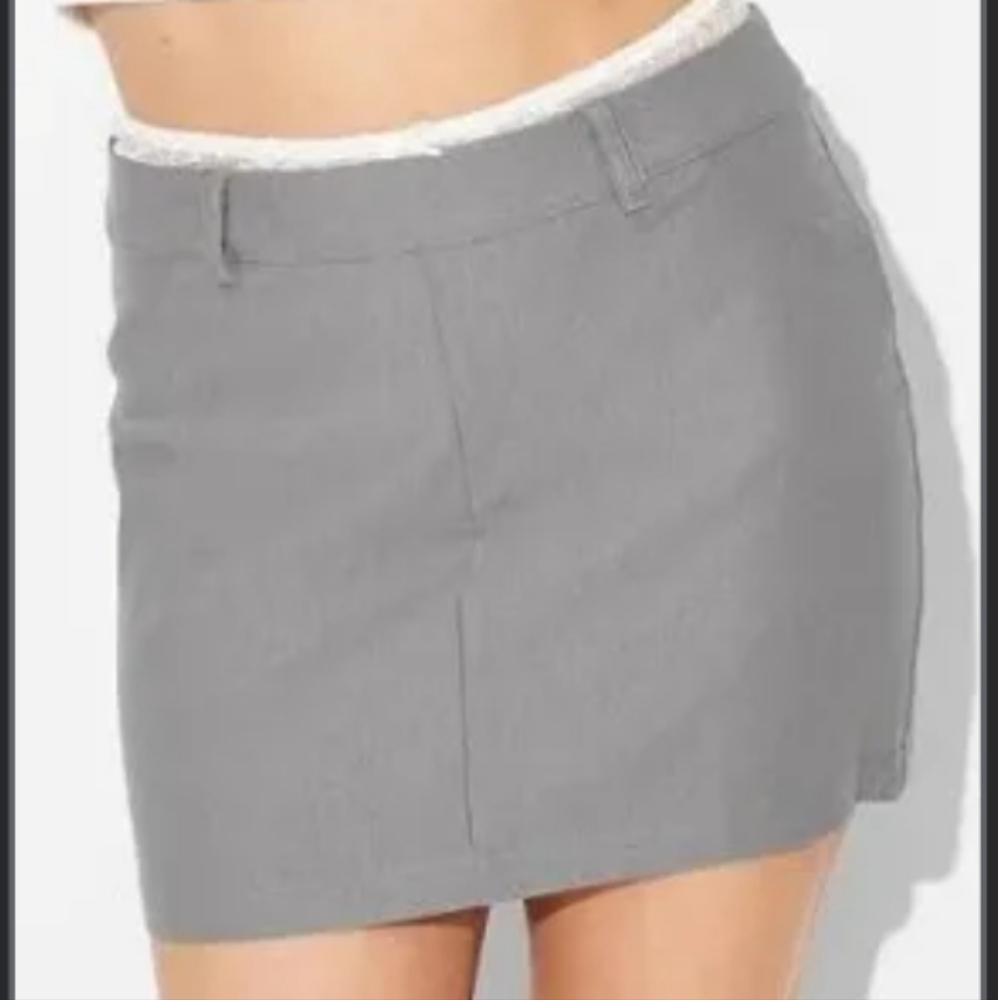 ❤️10/$10 New Cute Gray Skirt